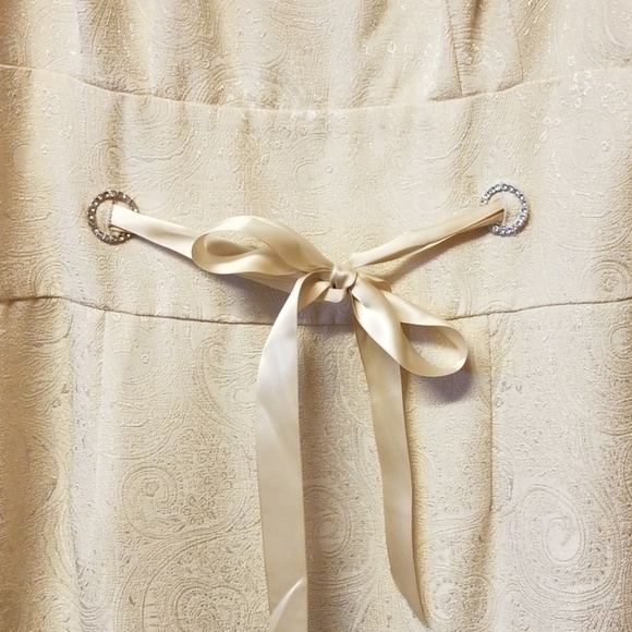 Jade beautiful dress - Picture 2 of 6